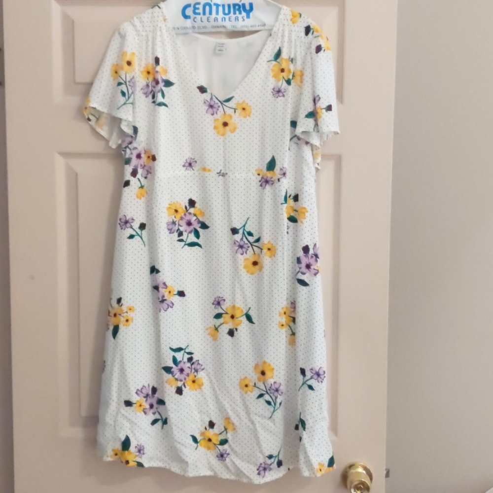 Old Navy maternity dress